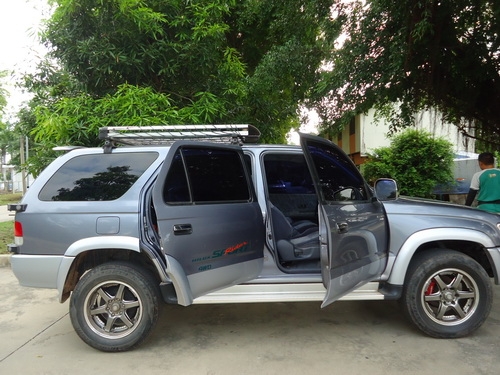 Toyota hilux (sport rider)