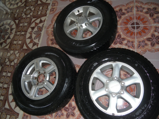 ขายล้อแม็ก 245/70/16