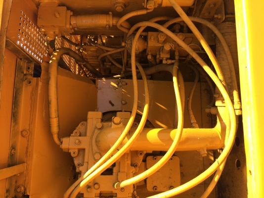 ขาย CAT 320 V2 ทะเบียนพร้อม มีไลน์หัวกระแทก ราคา 950000 บาทเชคระบบไฟฟ้าเรียบร้อยแล้ว ขาย CAT 320 V2 ทะเบียนพร้อม มีไลน์หัวกระแทก ราคา 950000 บาทเชคระบบไฟฟ้าเรียบร้อยแล้ว