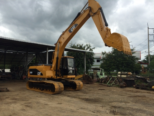 ขาย CAT 320 V2 ทะเบียนพร้อม มีไลน์หัวกระแทก ราคา 950000 บาทเชคระบบไฟฟ้าเรียบร้อยแล้ว