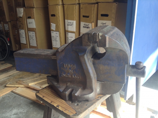 ขายปากกาจับงาน Record ขนาด 6 นิ้ว Made in England