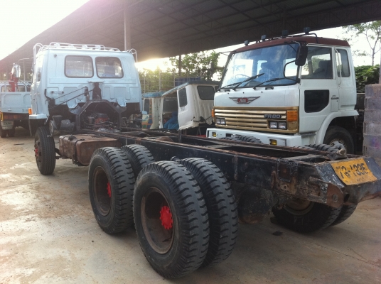 ISUZU FVZ นางฟ้า หัวลากคัสซี เครื่องฟิตใหม่ 100\% 6HE1-195 แรงม้า ยางใหม่ 10 เส้น คัสซีสวยมาก ทะเบียนพร้อมโอน