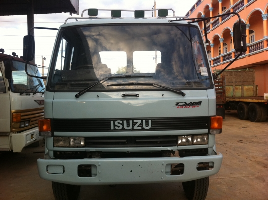 ISUZU FVZ นางฟ้า หัวลากคัสซี เครื่องฟิตใหม่ 100\% 6HE1-195 แรงม้า ยางใหม่ 10 เส้น คัสซีสวยมาก ทะเบียนพร้อมโอน