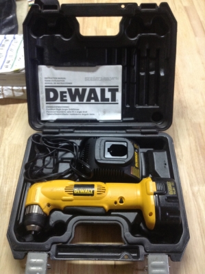 ขายสว่านไฟฟ้าไร้สาย DeWalt สำหรับเจาะหรือไขในมุมแคบ