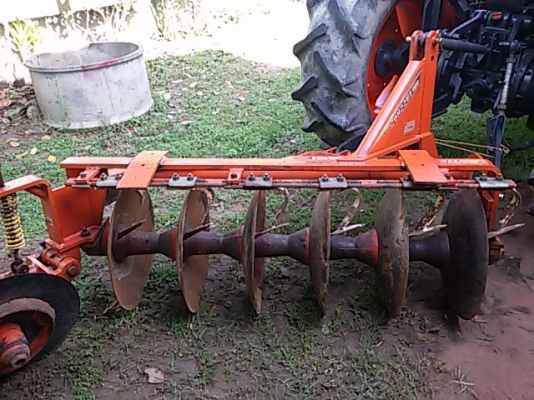 ผานพรวนตราช้าง DH-226E 6x22นิ้วพร้อมใช้งานครับ