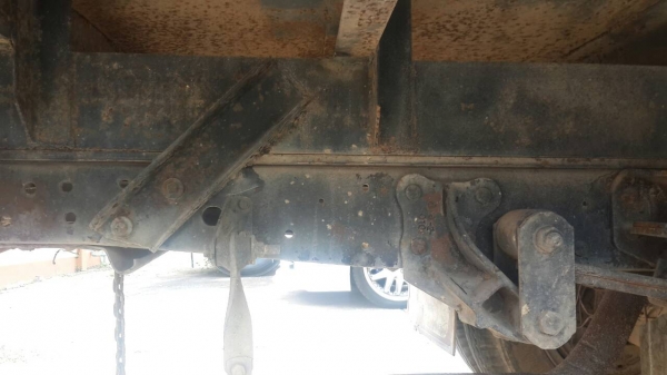 รถอีซูซู 6 ล้อรั้ว NPR 120 แรงม้า. ปี 41  ( ฝาขาว. )     สนใจติดต่อ  081 - 6079515