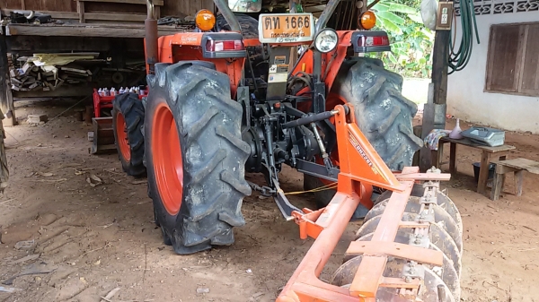 L4508Di ปี52เล่มพร้อมอุปกรณ์ 2 ชิ้นครับ