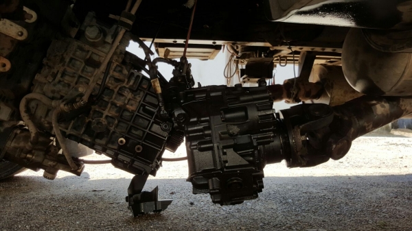 รถอีซูซุ 10 ล้อ FXZ 360 แรงม้า. ปี 50   ( * ขายตามสภาพ. )     สนใจติดต่อ  081 - 6079515