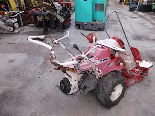 ขาย รถเกี่ยวข้าวเดินตาม YANMAR   YB302  รหัสสินค้า : 80802991Line ID: nihonmono หรือเพิ่มเติมไดที่ www.nihonmono.com