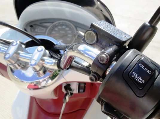 Honda PCX 150 สดใหม่ ไมล์น้อย เดิมแท้ดี ไม่มีบิวด์