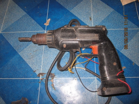 ไขควงไร้สาย ฺB&D แต่ตอนนี้มีสาย ไขควงไร้สาย ฺB&D แต่ตอนนี้มีสาย