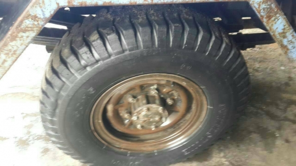 รถอีซูซู 4 ล้อรั้ว NKR 100 แรงม้า. ปี 47    สนใจติดต่อ  081 - 6079515