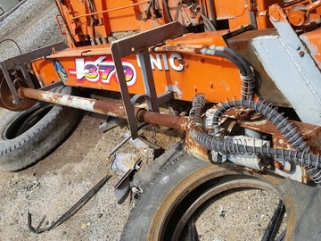 ขาย เครน ขนาด 3.7 ตัน 3 ปลอก พร้อมหัวเจาะ สว่าน ขุดวางเสา ยี่ห้อ UNIC ขาย เครน ขนาด 3.7 ตัน 3 ปลอก พร้อมหัวเจาะ สว่าน ขุดวางเสา ยี่ห้อ UNIC