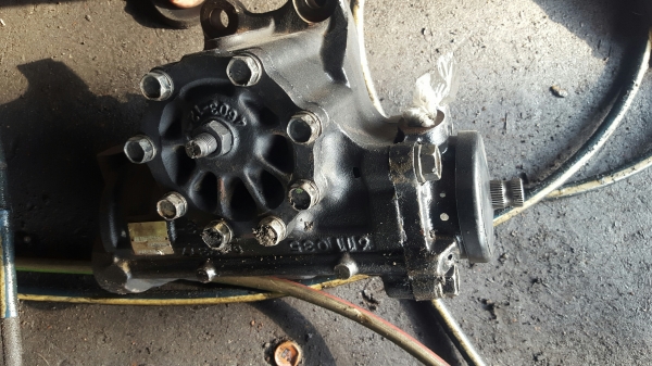 ขายกระปุกพวงมาลัยเพาเวอร์ ISUZU DECA