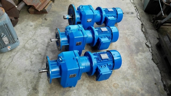 ======= Sold Out!! ======== มอเตอร์เกียร์หน้าแปลน NORD Germany 2 HP. 380 V. อัตราทด 1:10 ของใหม่แกะลัง!! มี 3 ตัว..089-2499-123 นครปฐม