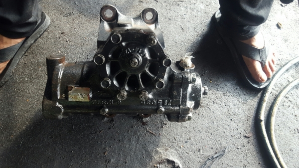 ขายกระปุกพวงมาลัยเพาเวอร์ HINO MEGA