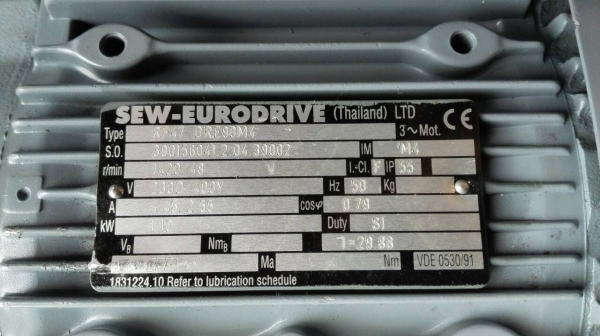 ====== Sold Out!! ====== มอเตอร์เกียร์หน้าแปลน SEW Eurodrive 1.5 HP. 380V.. อัตราทด 1:30 ของใหม่แกะลัง!! 089-2499-123 นครปฐม