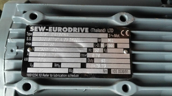 ====== Sold Out!! ====== มอเตอร์เกียร์หน้าแปลน SEW Eurodrive 1 HP. 380V. อัตราทด 1:29 ของใหม่แกะลัง!! 089-2499-123 นครปฐม