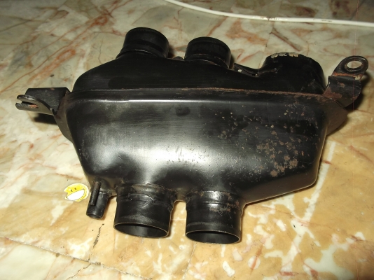 ท่อรวมไอดี VW T3 ท่อรวมไอดี VW T3