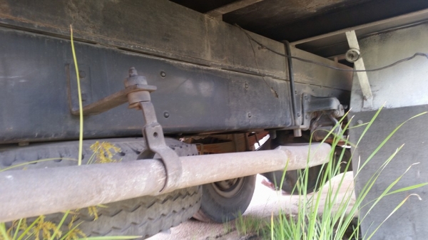 ขาย195 แรง 6ล้อใหญ่ ยาง900 ยาว7 เมตร 084-6575265