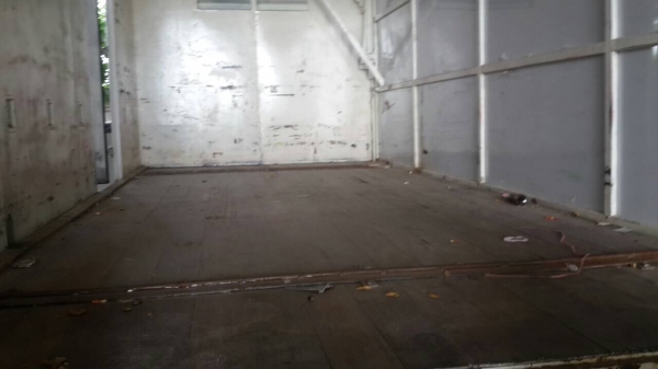 เมกก้า ปี49 ยาว5.50เมตร  ตู้ปีกนก รถก้าซ NGVล้วน