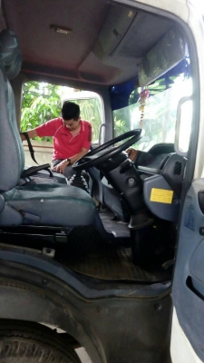 เมกก้า ปี49 ยาว5.50เมตร  ตู้ปีกนก รถก้าซ NGVล้วน