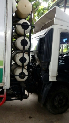 เมกก้า ปี49 ยาว5.50เมตร  ตู้ปีกนก รถก้าซ NGVล้วน