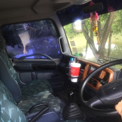 เมกก้า ปี49 ยาว5.50เมตร  ตู้ปีกนก รถก้าซ NGVล้วน