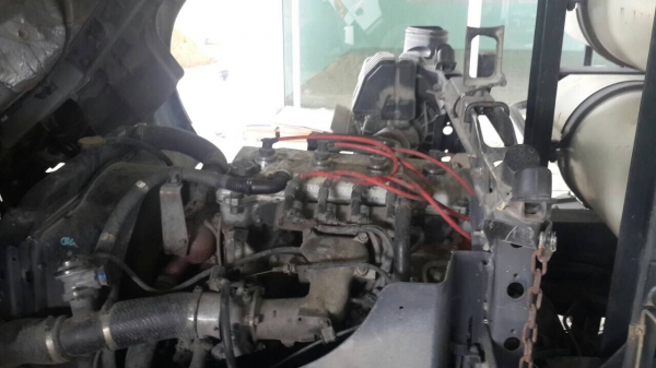 เมกก้า ปี49 ยาว5.50เมตร  ตู้ปีกนก รถก้าซ NGVล้วน