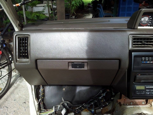 ตัดคอจิ้งหรีด Terrano I จอเหลี่ยม ไมล์ดีเซลtd27