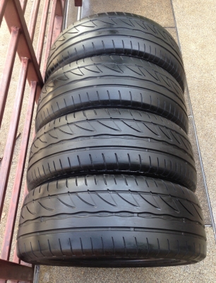 ยาง Bridgestone Adrenalin RE002 205 55 16 สิ้นปี11 พร้อมใช้งาน ไม่มีปะ