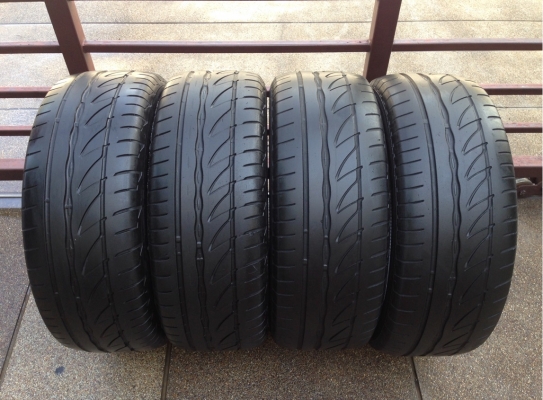 ยาง Bridgestone Adrenalin RE002 205 55 16 สิ้นปี11 พร้อมใช้งาน ไม่มีปะ