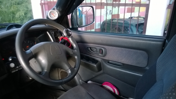 MITSUBISHI GRANDIS 4WD ปี2001 MITSUBISHI GRANDIS 4WD ปี2001