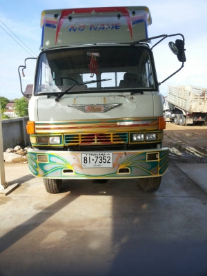 สิบล้อ ฮีโน่ KT925 หัว F18 ลงเล่มแล้ว  เครือง185 แรง พาเดียว เทนเลอร์ บรรทุกรถเกียว หางพับไฮโลริส สภาพดี ทะเบียนพร้อมโอน