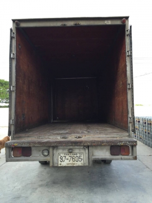 หกล้อ ฮีโน่ FC4J145 ปี43 บรรทุกตู้แห้ง ยาว5.50ม สภาพดีพร้อมใช้ ทะเบียนพร้อมโอน หกล้อ ฮีโน่ FC4J145 ปี43 บรรทุกตู้แห้ง ยาว5.50ม สภาพดีพร้อมใช้ ทะเบียนพร้อมโอน