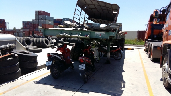 ขายด่วนครับ หาง 2 เพลา พื้นเรียบ ราคาถูกครับ