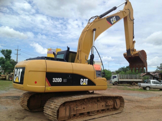 ขายรถแบคโฮ CAT 320D 3000 ชั่วโมง เอกสารอินวอยล์ เต็มทุกระบบ ขายรถแบคโฮ CAT 320D 3000 ชั่วโมง เอกสารอินวอยล์ เต็มทุกระบบ