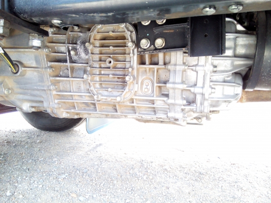 6 ล้อกลาง  *Euro.3*  ISUZU  FRR  210 แรงม้า *คอมมอนเรว*  *ยาว 5.60ม.*  รถสวยเดิม+สวยจริง+พร้อมใช้งาน * รถห้างแท้ * มีเล่มพร้อมโอน*