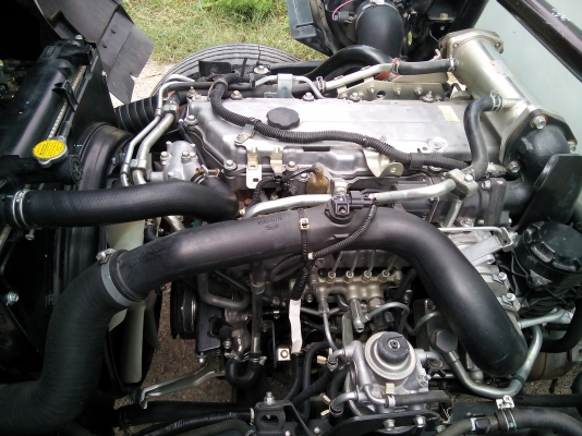 6 ล้อกลาง  *Euro.3*  ISUZU  FRR  210 แรงม้า *คอมมอนเรว*  *ยาว 5.60ม.*  รถสวยเดิม+สวยจริง+พร้อมใช้งาน * รถห้างแท้ * มีเล่มพร้อมโอน*