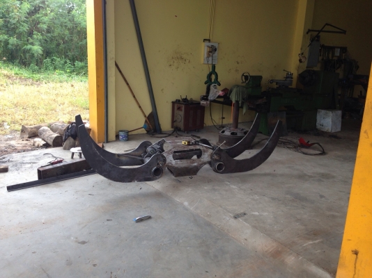 ขายเครื่องจักรกลหนัก