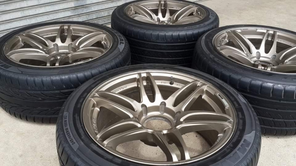 Cosmis MR2 ขอบ 18 หน้า8.5 หลัง9.5 พร้อมยาง สวยๆ Cosmis MR2 ขอบ 18 หน้า8.5 หลัง9.5 พร้อมยาง สวยๆ