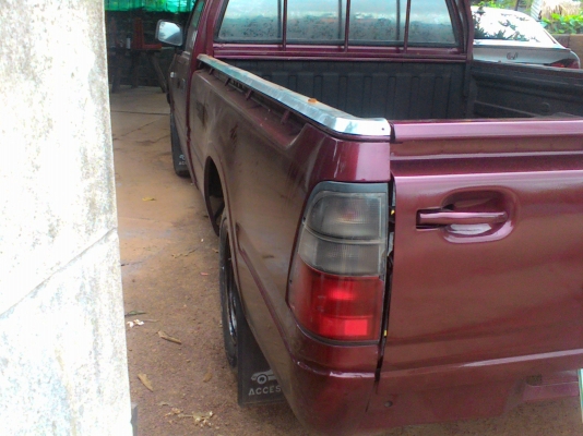 ขายอีชุด้าก้อนอายหัวเดียวปี41 2.5เทอโบ แอร์เย็น ภาษีไม่ขาด พร้อมใช้งาน 117000 บาท