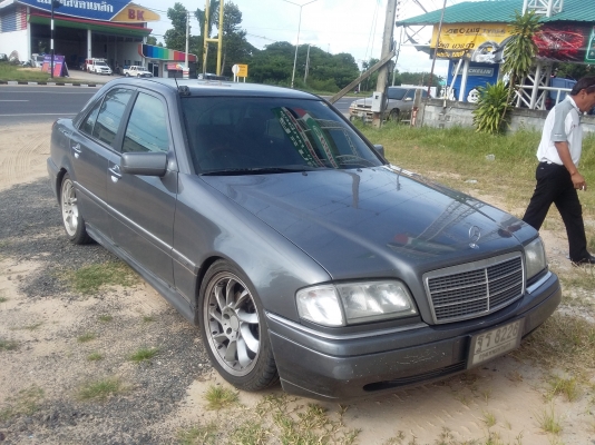 ขายรถเก๋ง เบนส์ C200 CL เครื่อง 2000 CC ขายรถเก๋ง เบนส์ C200 CL เครื่อง 2000 CC