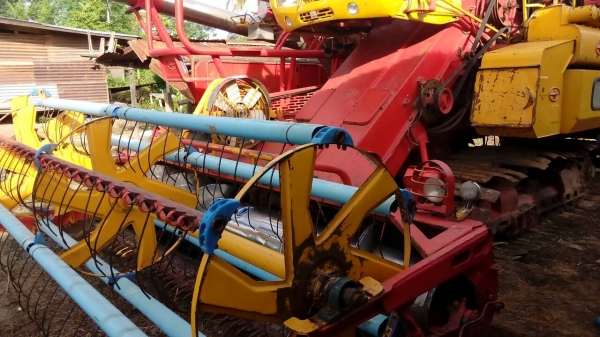 ขายรถเกี่ยวข้าวศักดิ์พัฒนา Big47