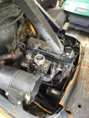 ขายรถยกโฟร์คลิฟท์ยี่ห้อKOMAT'SU 2 ตัน เครื่องยนต์เบนซิล เสาสูง 3 เมตร ขายรถยกโฟร์คลิฟท์ยี่ห้อKOMAT'SU 2 ตัน เครื่องยนต์เบนซิล เสาสูง 3 เมตร