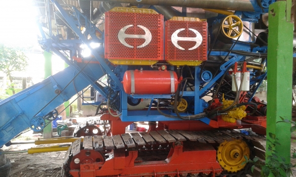 แบ่งจ่่าย 2 งวดได้ครับ ขายรถเกี่ยวไทยเจริญการช่างเครื่องยนต์ hino j2 เทอร์โบ 260  hp  ตัวเดิน pc 200 โซ่ d2  45 ข้อ ปั้มไดกิ้นเบอร์ 22 รถทำใหม่หลายรายการครับ