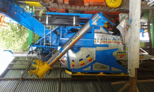 แบ่งจ่่าย 2 งวดได้ครับ ขายรถเกี่ยวไทยเจริญการช่างเครื่องยนต์ hino j2 เทอร์โบ 260  hp  ตัวเดิน pc 200 โซ่ d2  45 ข้อ ปั้มไดกิ้นเบอร์ 22 รถทำใหม่หลายรายการครับ