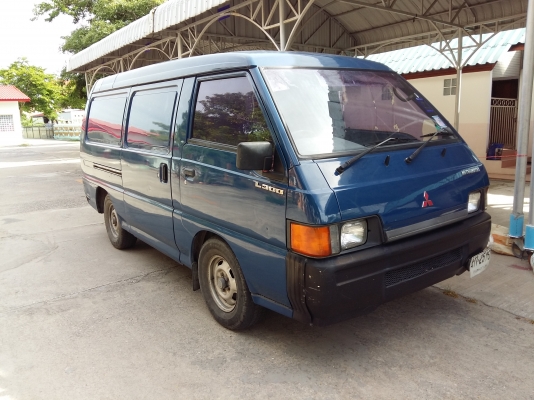 ขายถูกรถตู้ มิตซู L300 เปิดได้สองข้าง รถเดิม มือเดียว ขับดีมาก