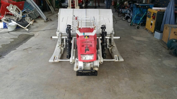 นำเข้าจากญี่ปุ่น รถดำนาเดินตาม  MITSUBISHI  รุ่น MP460 (2)  เก่าญี่ปุ่น  ดำนา 4 แถว  ขนาดกระทัดรัด สภาพสวย