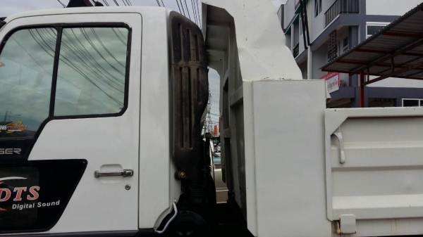 หกล้อ HINO FC 3J 175 ดั้ม 5 คิว สภาพดีสวยพร้อมใช้ ทะเบียนพร้อมโอน หกล้อ HINO FC 3J 175 ดั้ม 5 คิว สภาพดีสวยพร้อมใช้ ทะเบียนพร้อมโอน